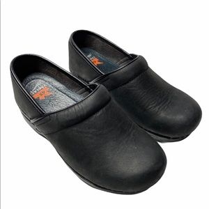 Dansko XP Black Leather Nursing Clogs (wide)